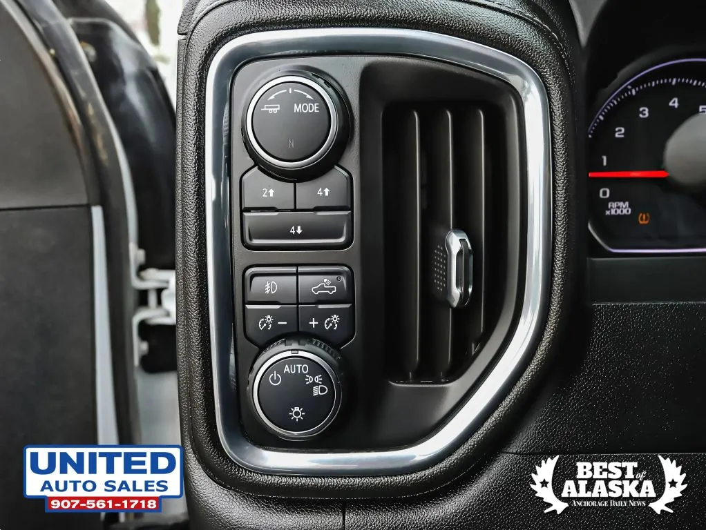 Chevrolet Silverado photo 15
