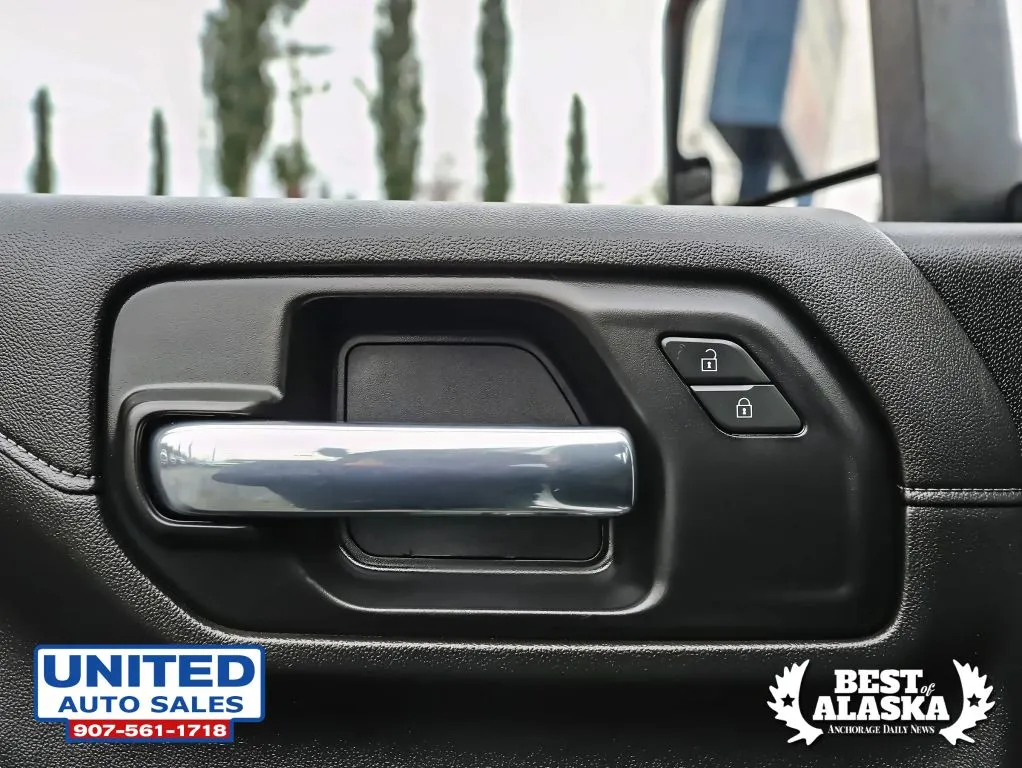 Chevrolet Silverado photo 39