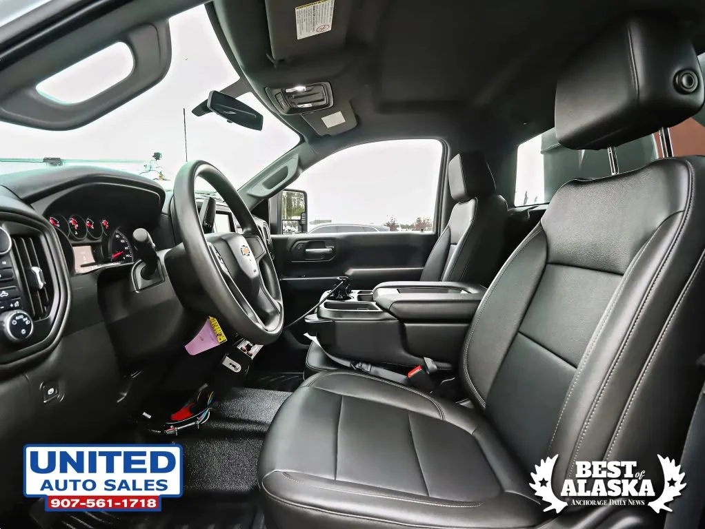 Chevrolet Silverado photo 36
