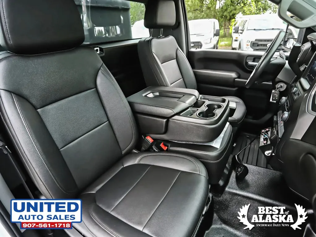 Chevrolet Silverado photo 16