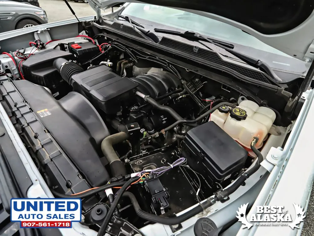 Chevrolet Silverado photo 53