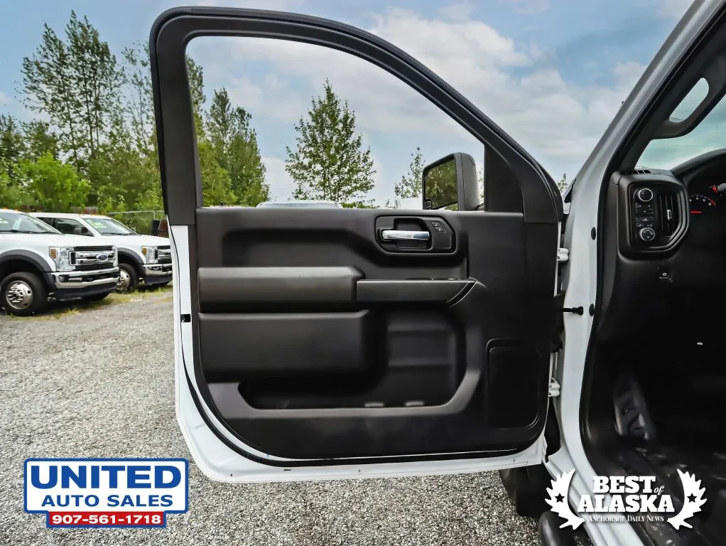 Chevrolet Silverado photo 43