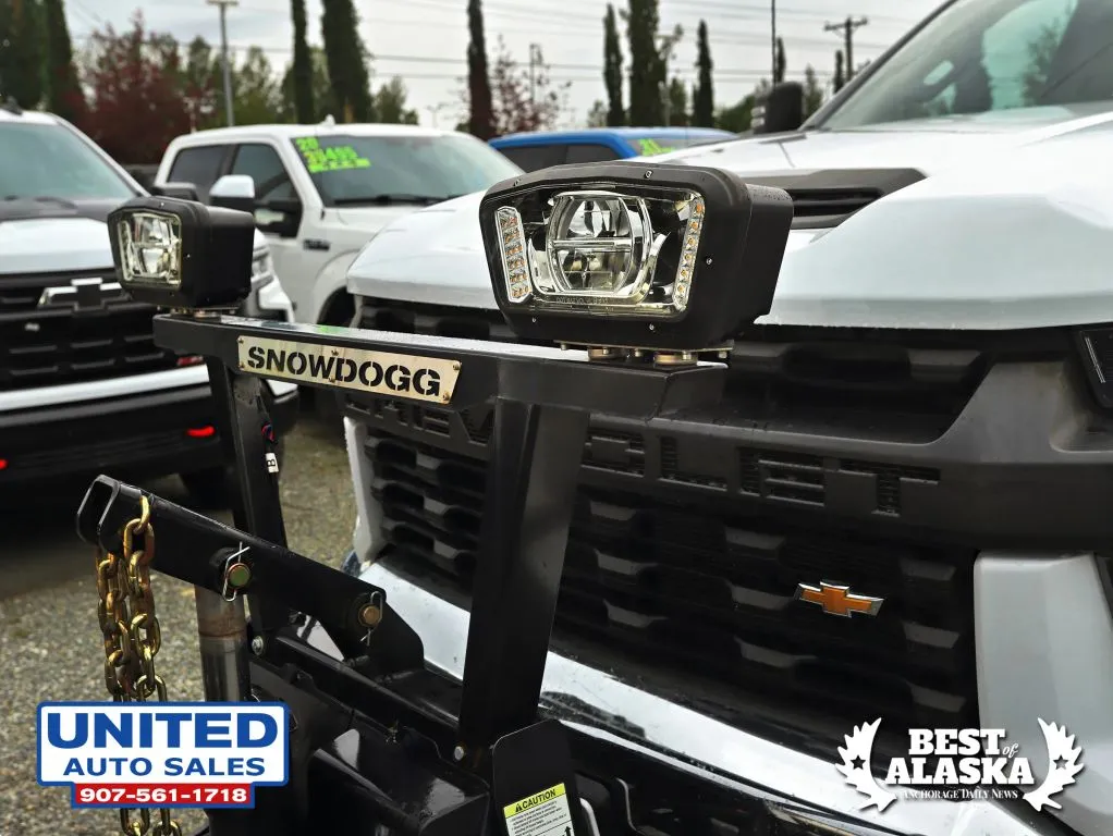 Chevrolet Silverado photo 24
