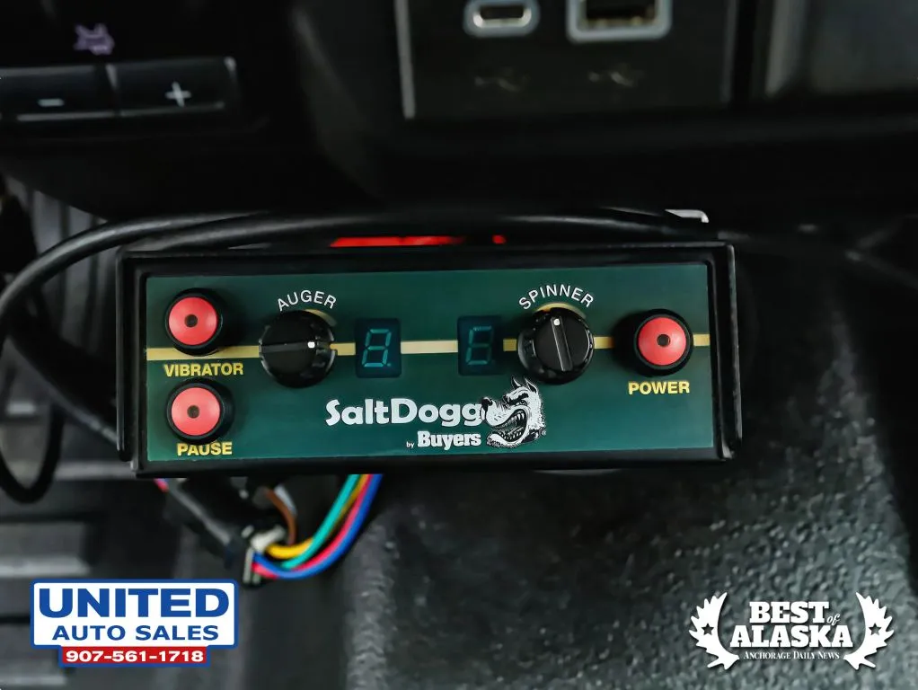 Chevrolet Silverado photo 14