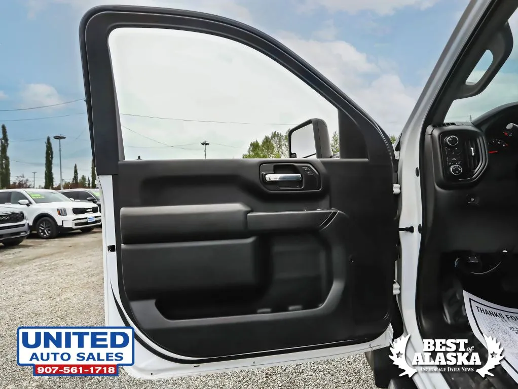 Chevrolet Silverado photo 60