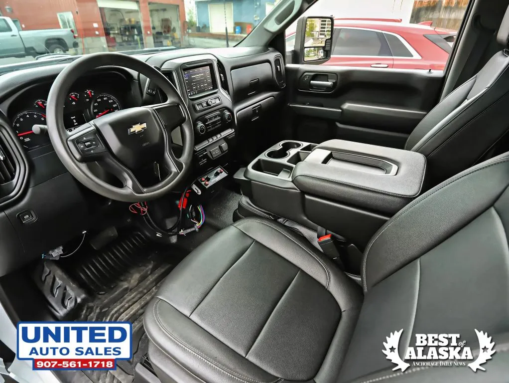 Chevrolet Silverado photo 11
