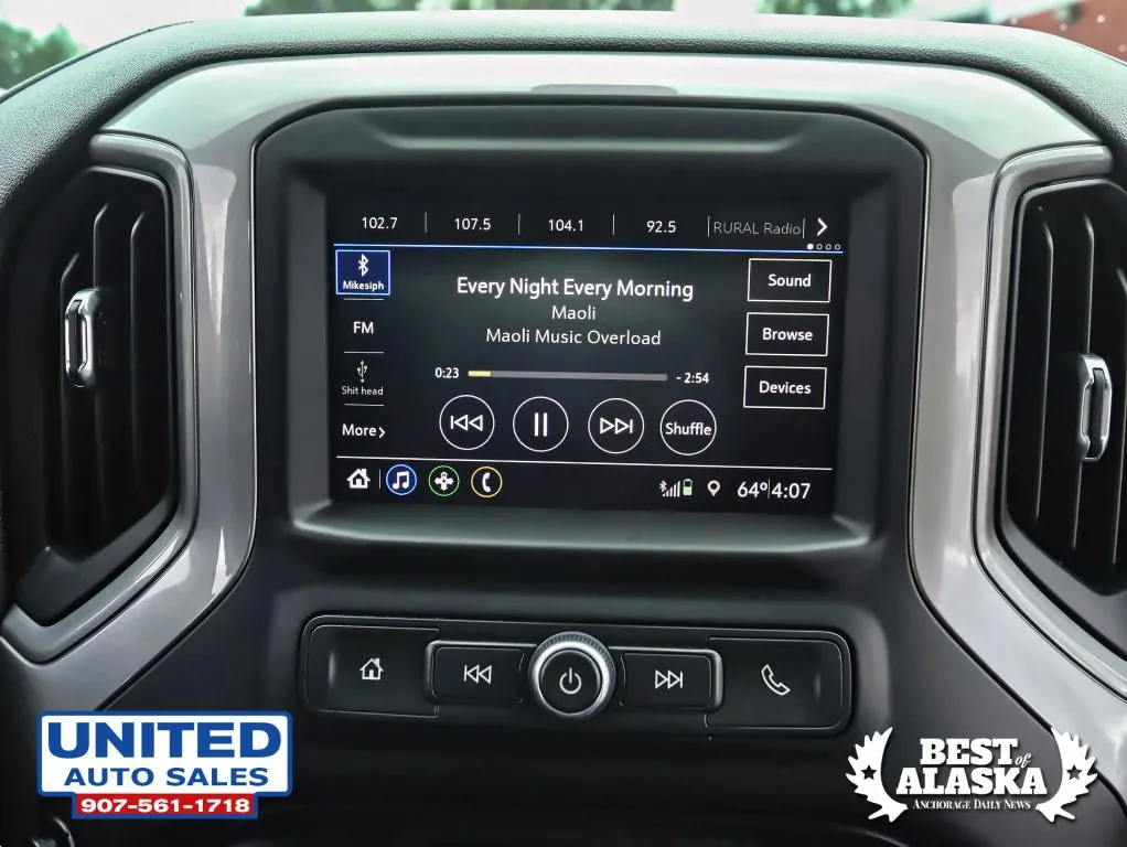 Chevrolet Silverado photo 45