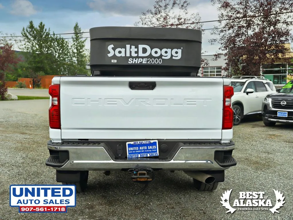 Chevrolet Silverado photo 7