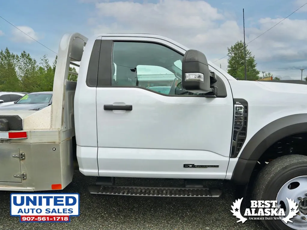 Ford F-550 photo 30