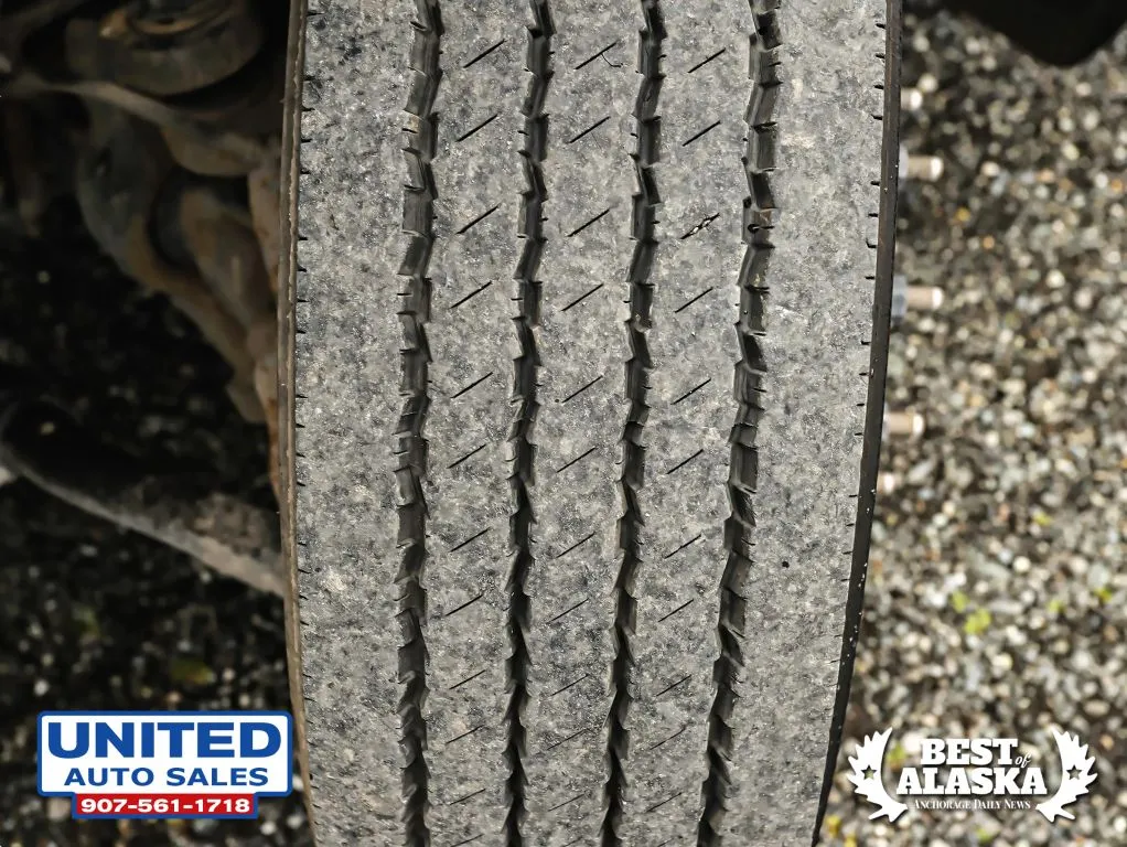 Ford F-550 photo 33
