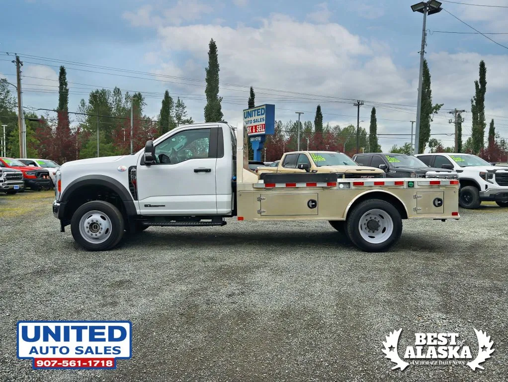 Ford F-550 photo 9