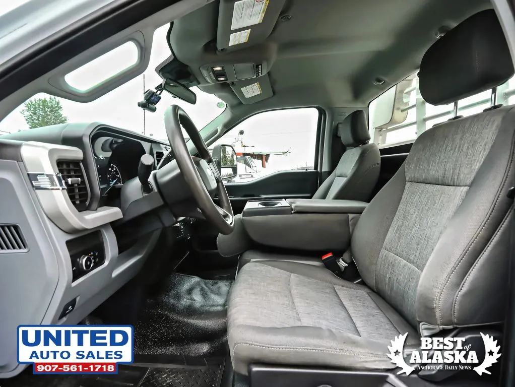 Ford F-550 photo 11