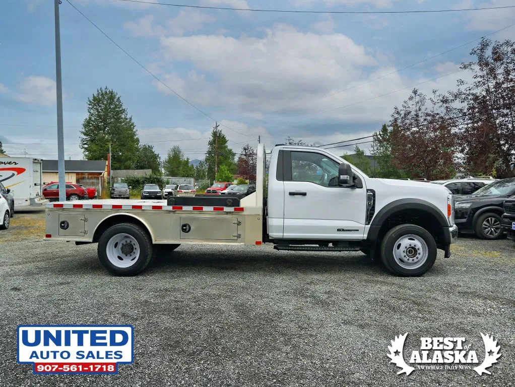 Ford F-550 photo 10