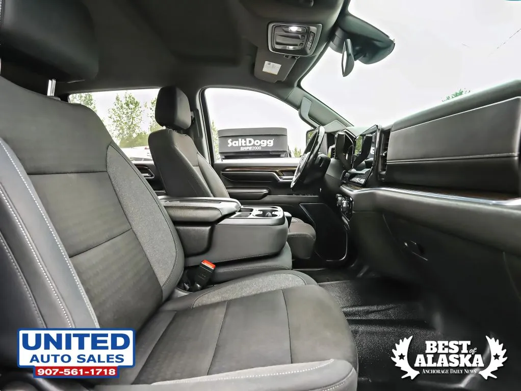 Chevrolet Silverado photo 43