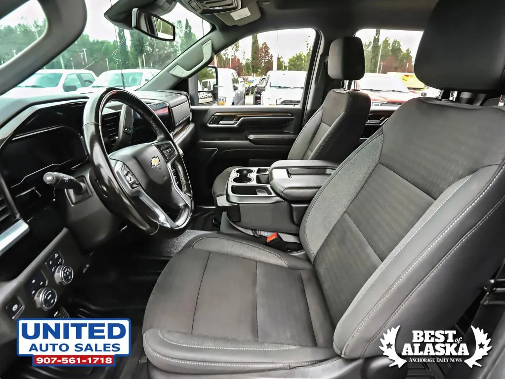 Chevrolet Silverado photo 31