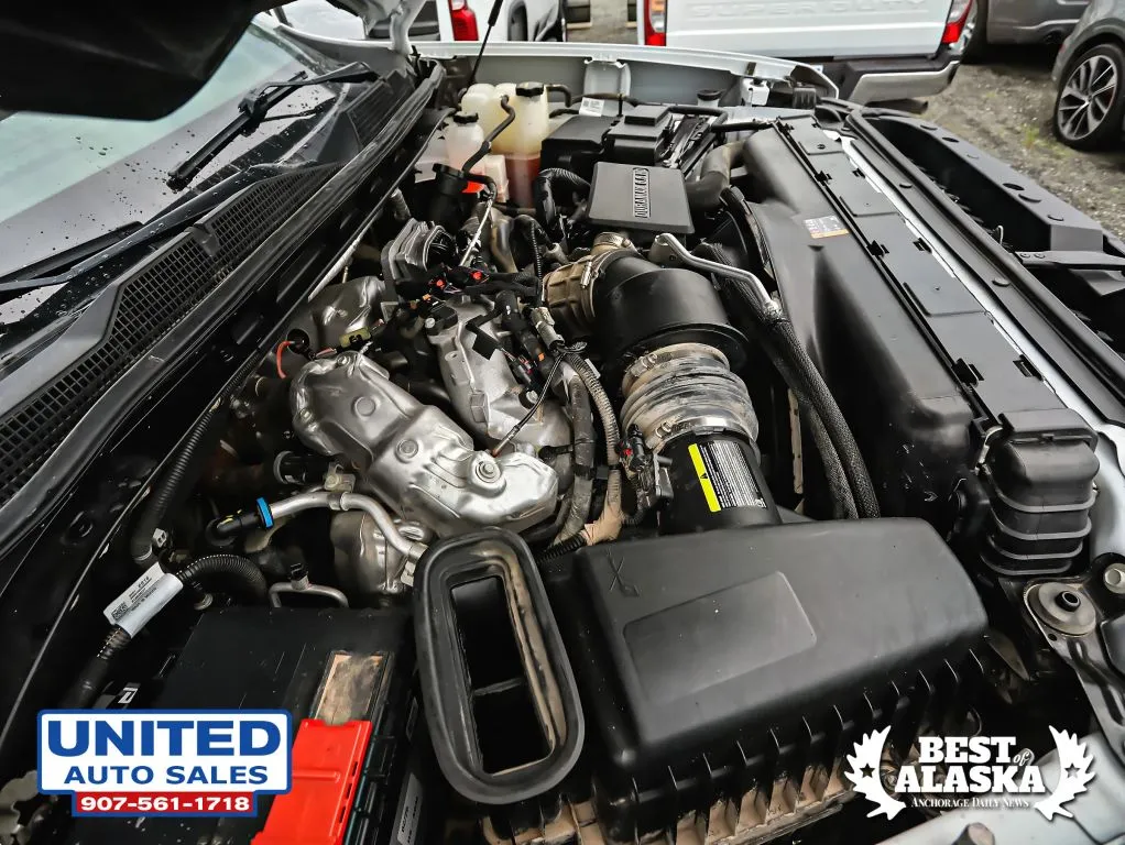 Chevrolet Silverado photo 52