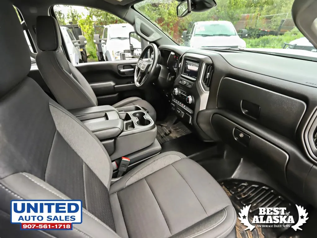 GMC Sierra photo 16