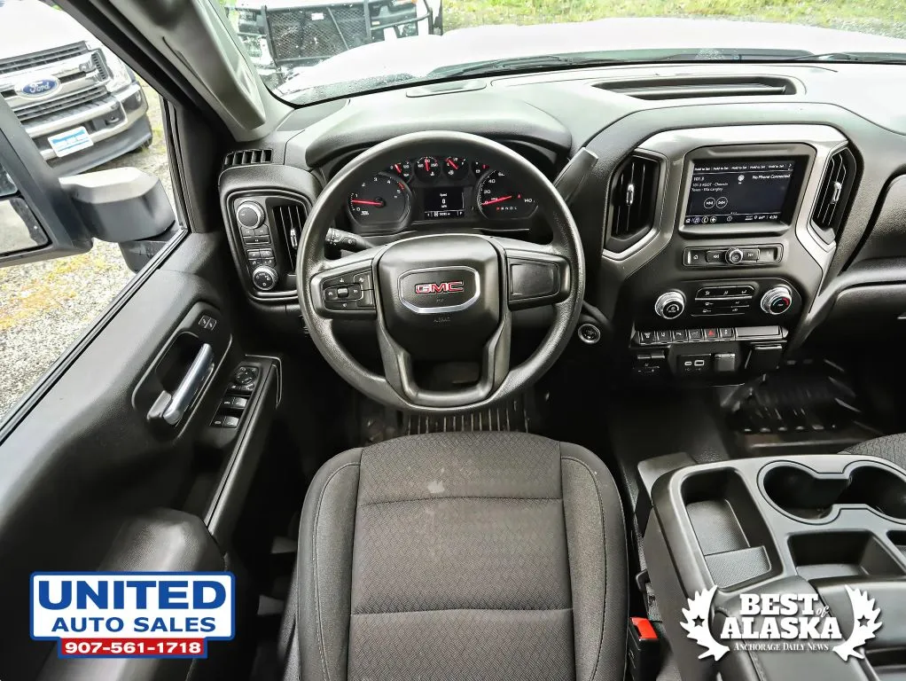 GMC Sierra photo 18