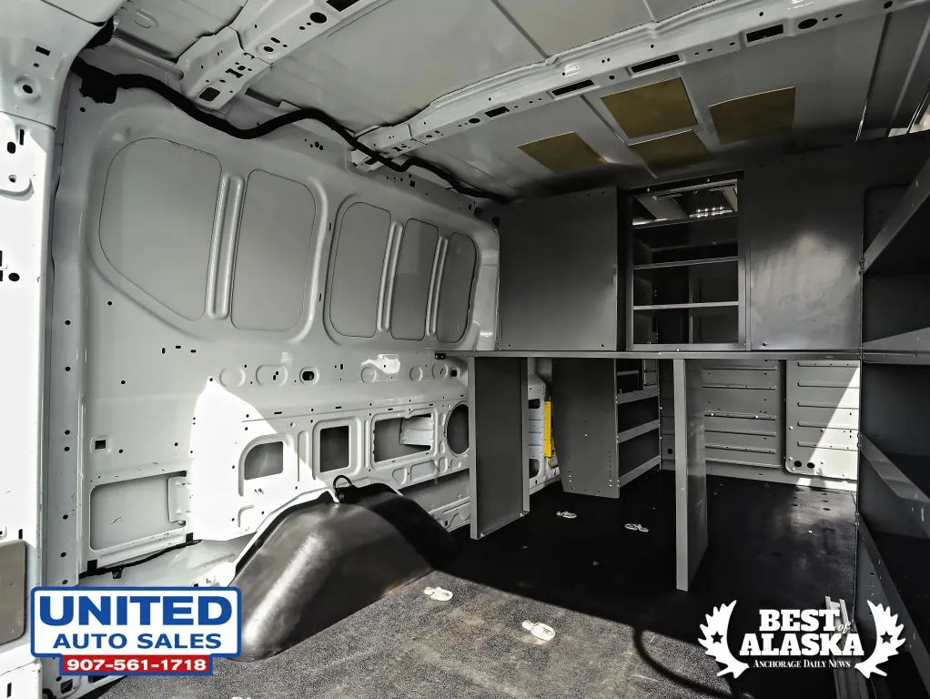 Ford Transit-150 photo 58