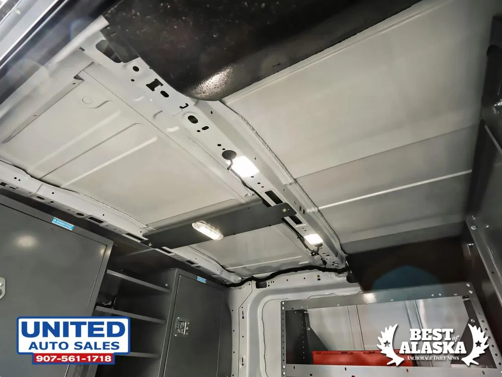 Ford Transit-150 photo 60