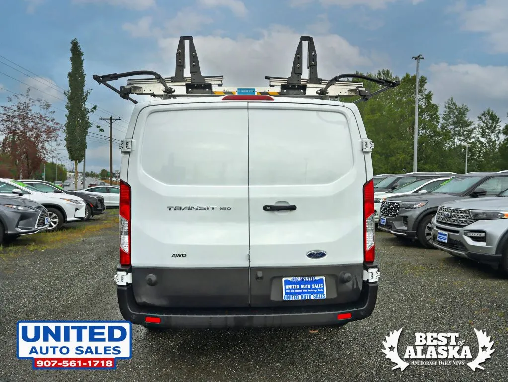 Ford Transit-150 photo 9