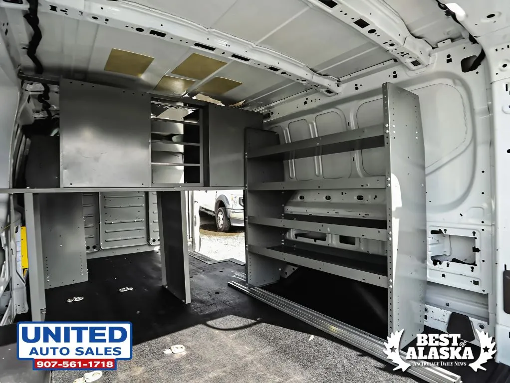 Ford Transit-150 photo 57