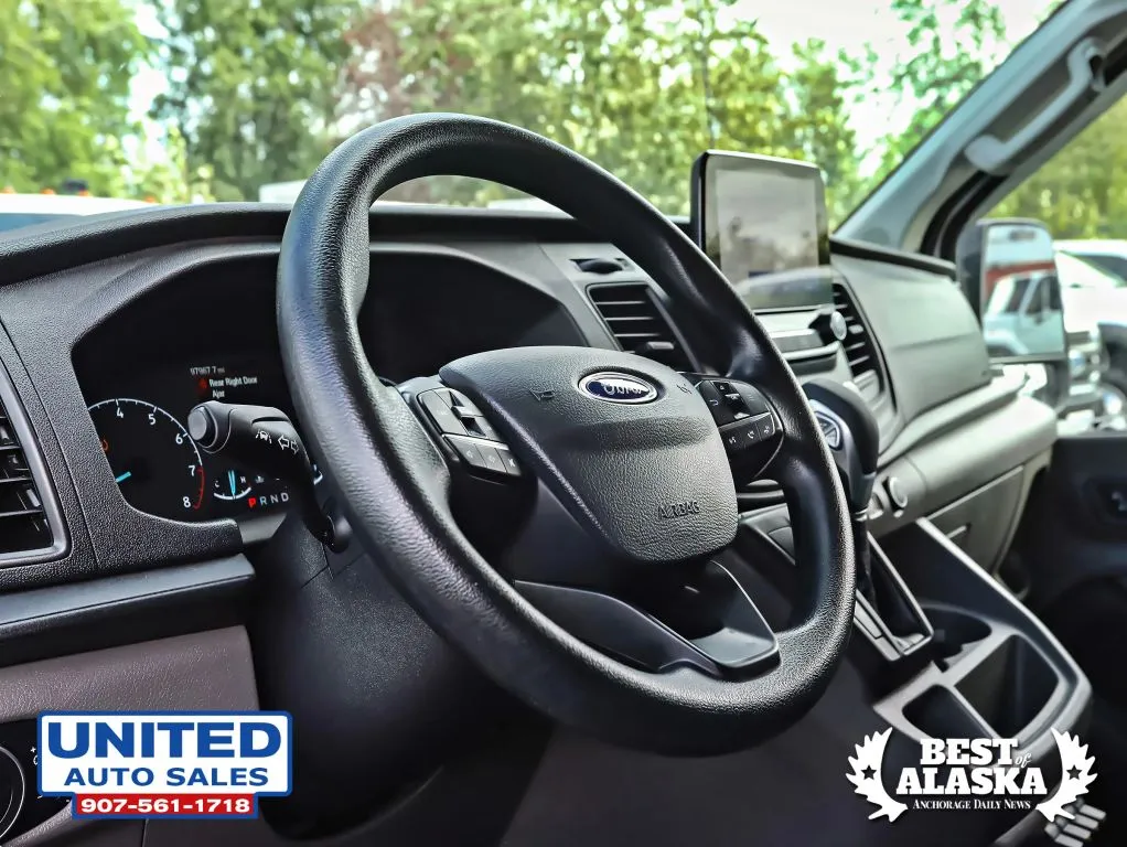Ford Transit-150 photo 36