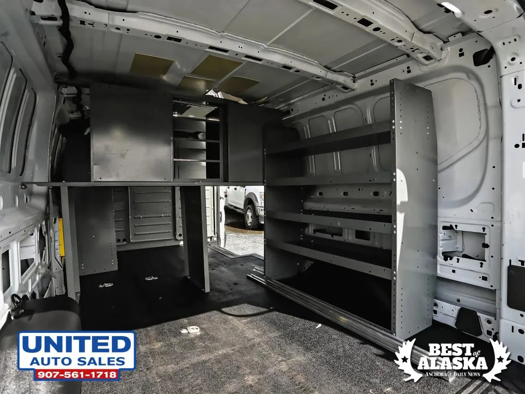 Ford Transit-150 photo 54