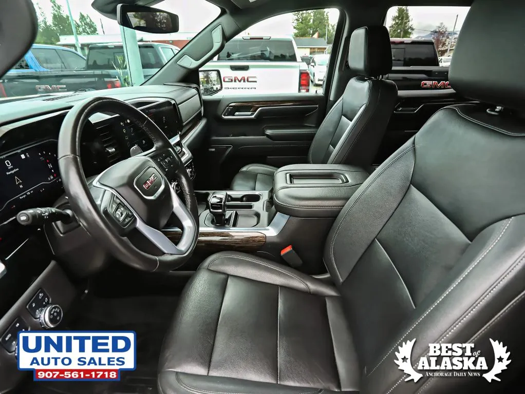 GMC Sierra photo 11