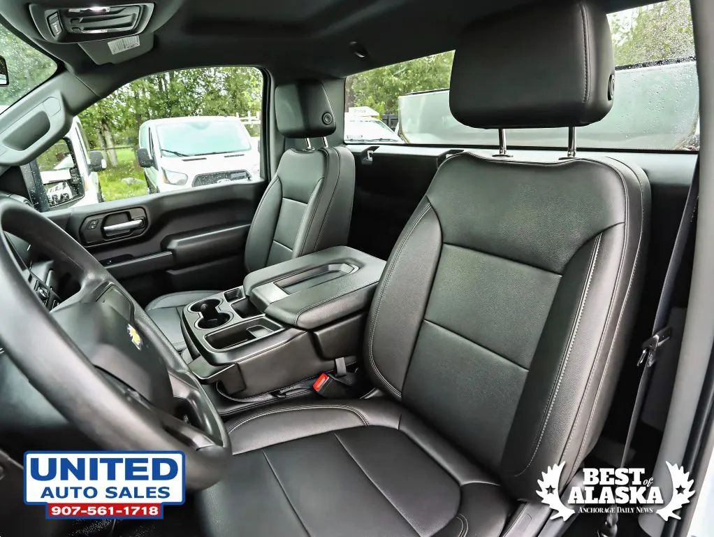 Chevrolet Silverado photo 10