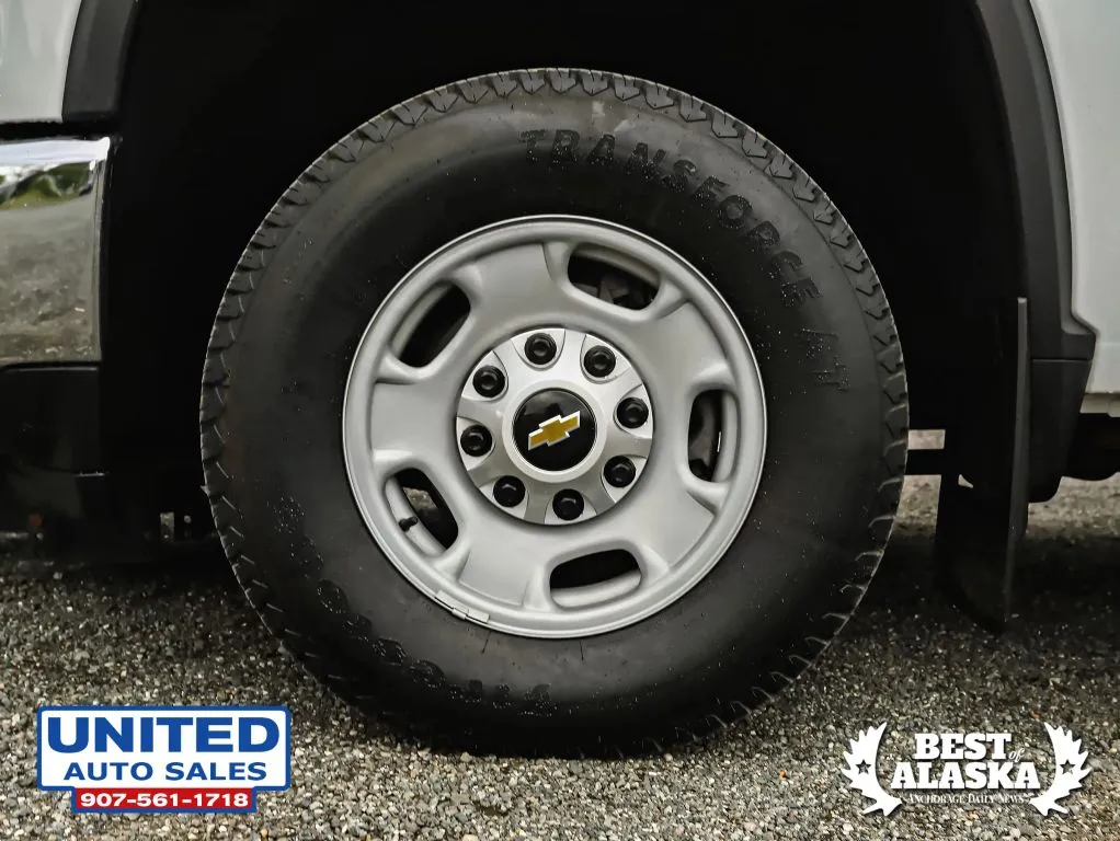 Chevrolet Silverado photo 39