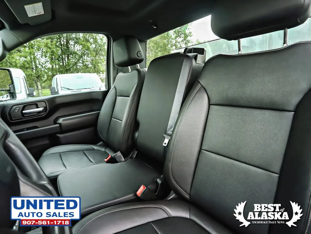 Chevrolet Silverado photo 12