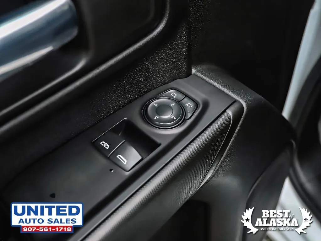Chevrolet Silverado photo 15