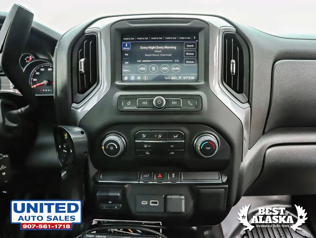 Chevrolet Silverado photo 51