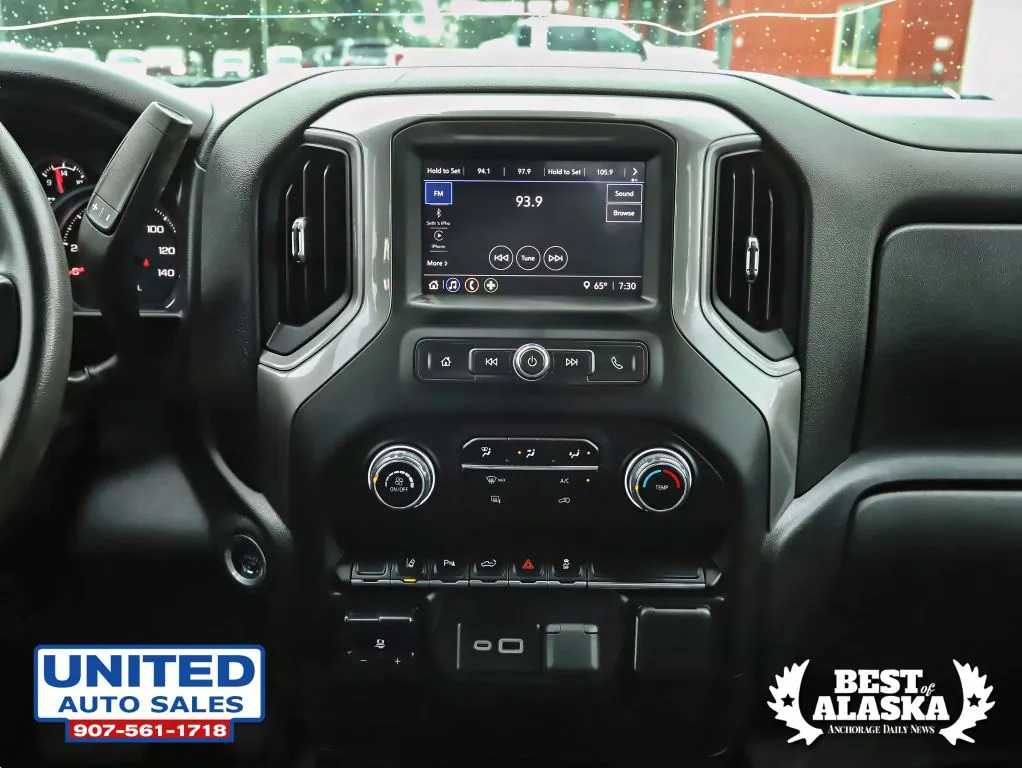 Chevrolet Silverado photo 48