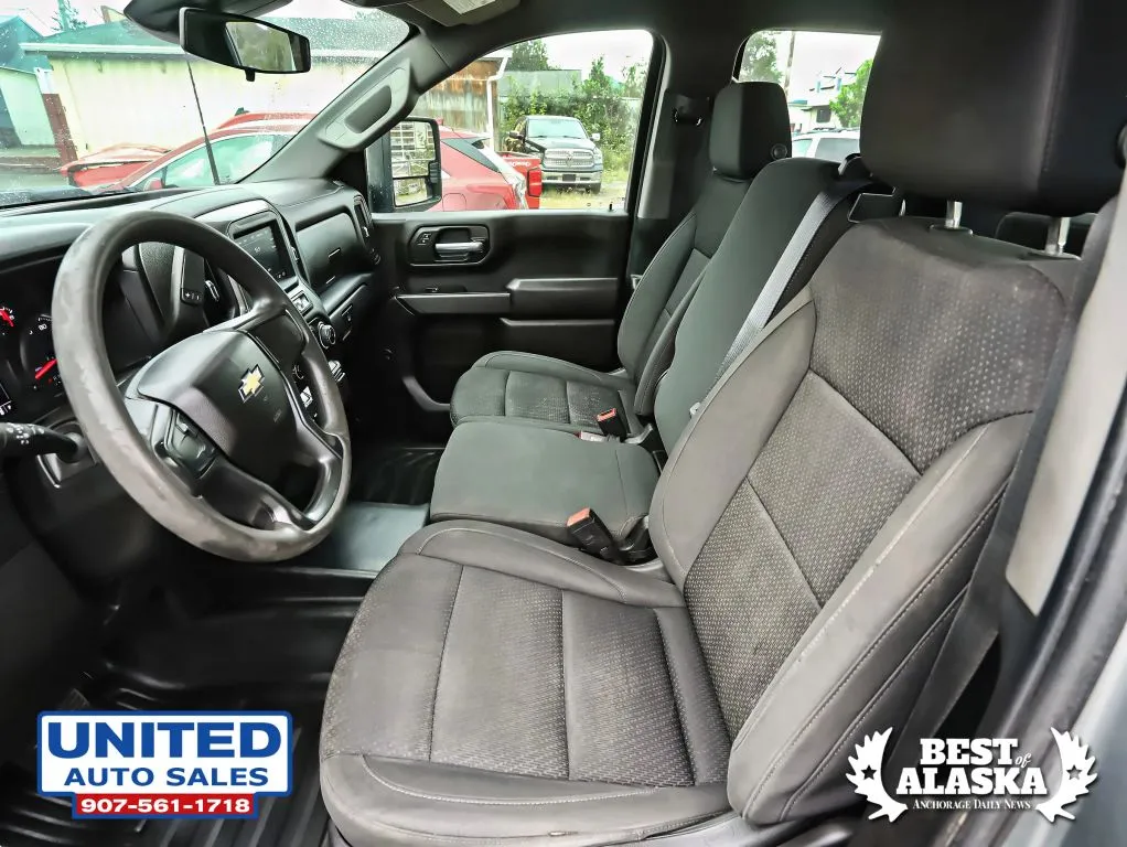 Chevrolet Silverado photo 11