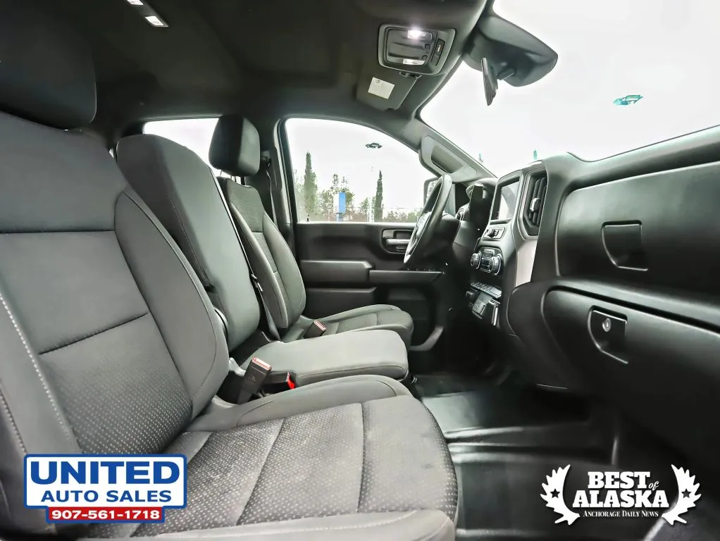 Chevrolet Silverado photo 15