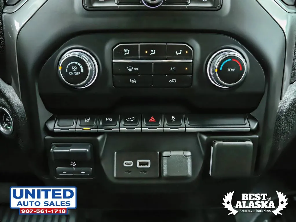 Chevrolet Silverado photo 18