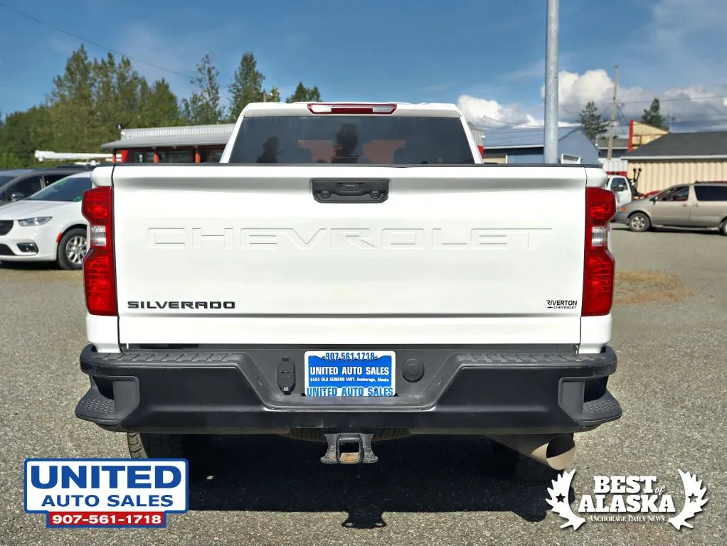Chevrolet 3500HD photo 7