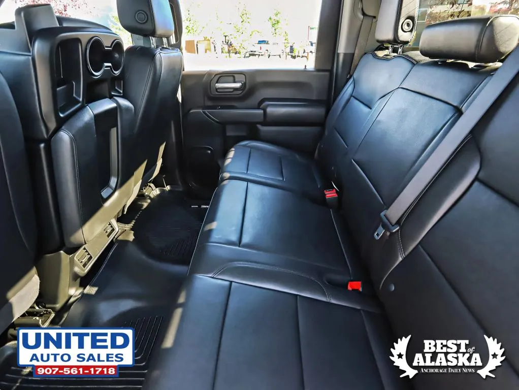 Chevrolet 3500HD photo 14