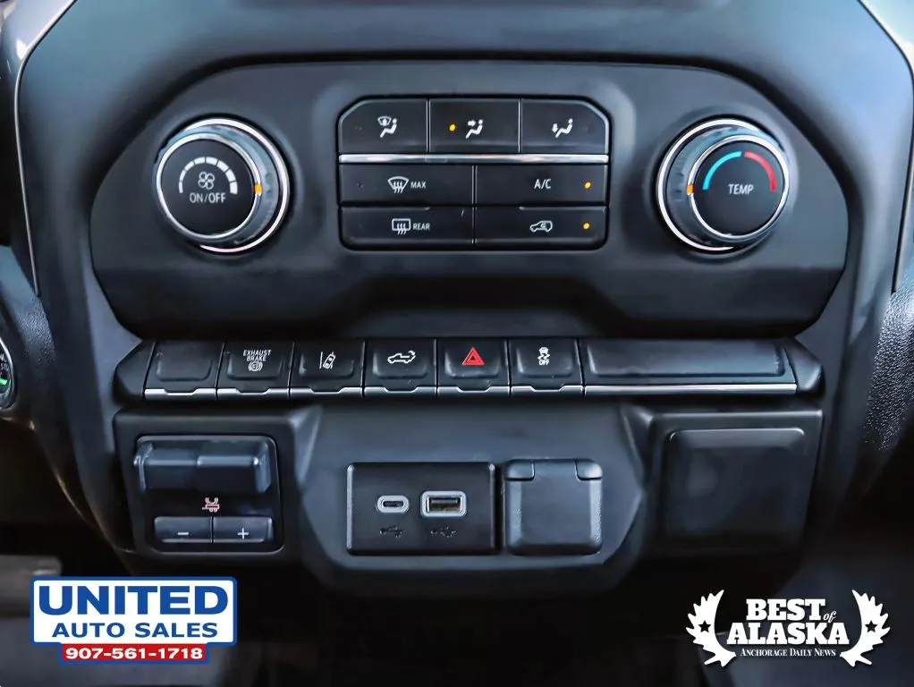 Chevrolet 3500HD photo 56