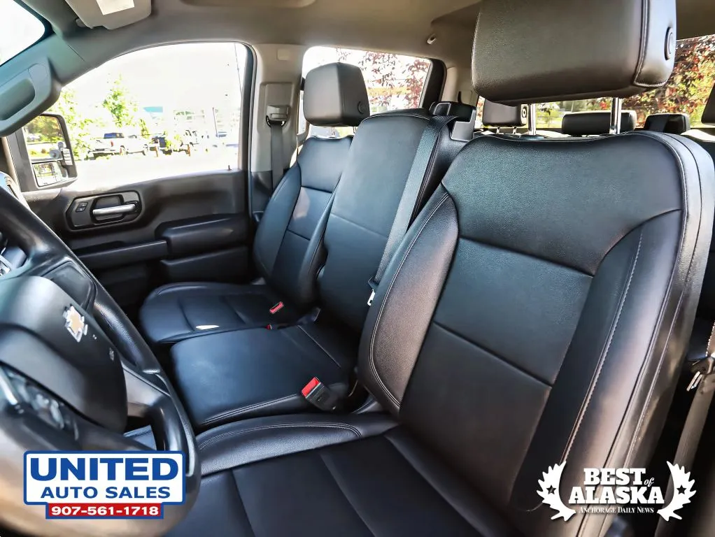 Chevrolet 3500HD photo 36