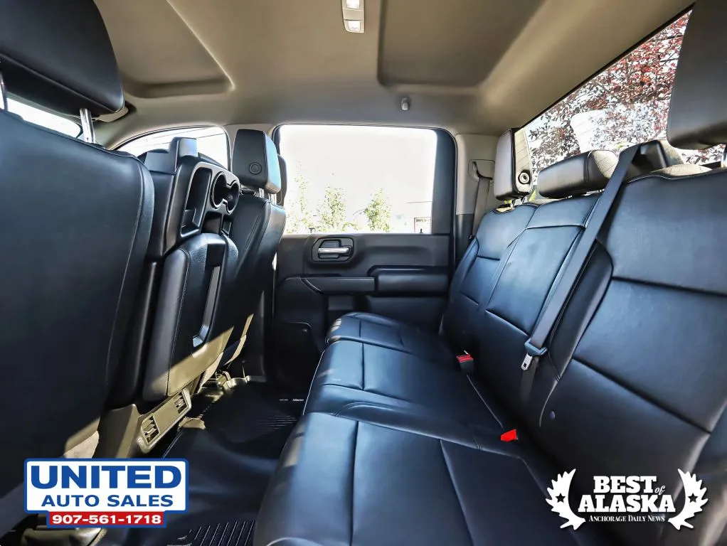 Chevrolet 3500HD photo 44