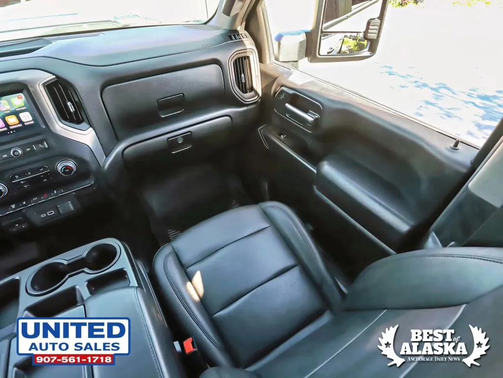Chevrolet 3500HD photo 53