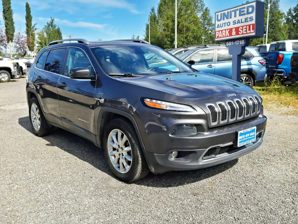 Gray 2017 Jeep Cherokee Limited Sport Utility 4D for sale in Anchorage, AK