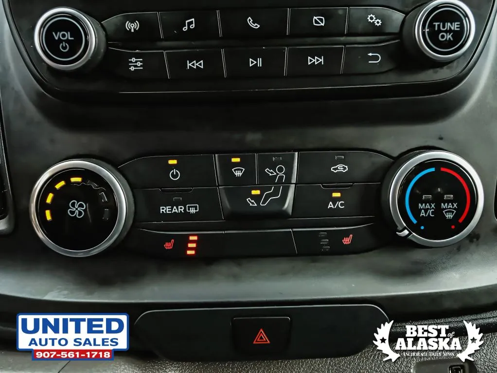 Ford Transit-150 photo 45