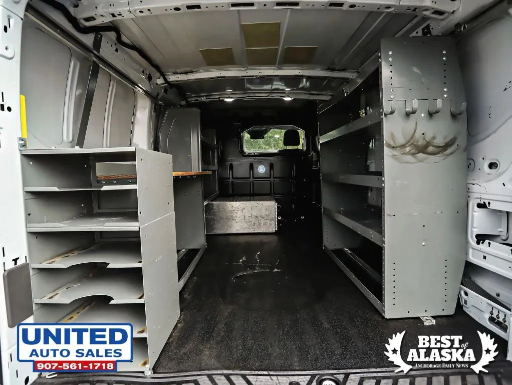 Ford Transit-150 photo 31