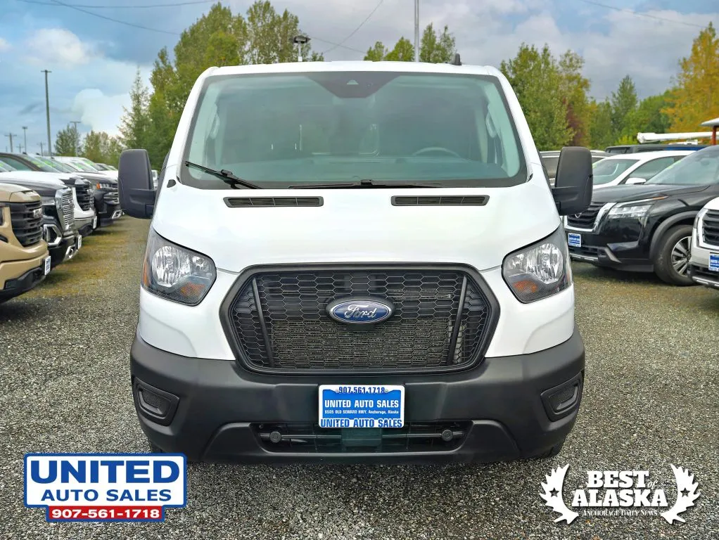 Ford Transit-150 photo 3