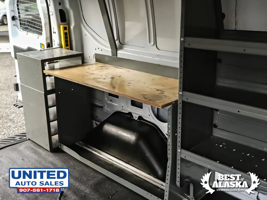 Ford Transit-150 photo 30