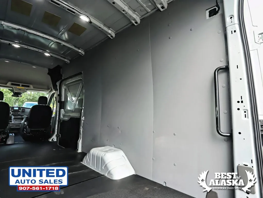 Ford Transit-350 photo 44